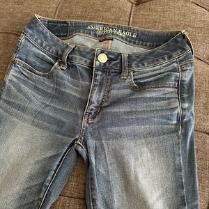 ❤️‍🔥 LIKE NEW ❤️‍🔥 American Eagle Outfitters Jeggings Blue Jeans Vintage Wash 4